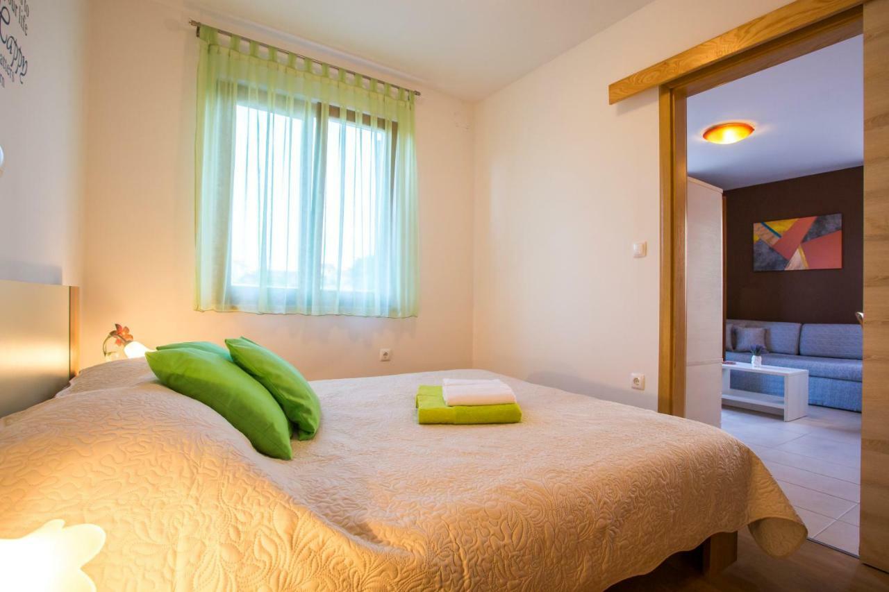 Irena Apartmán *