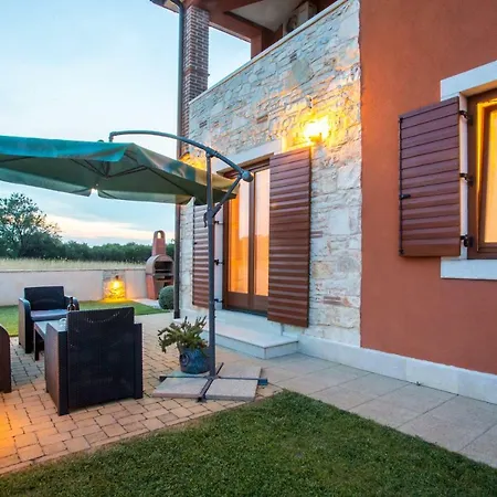 Apartman Irena Pula Exterior photo